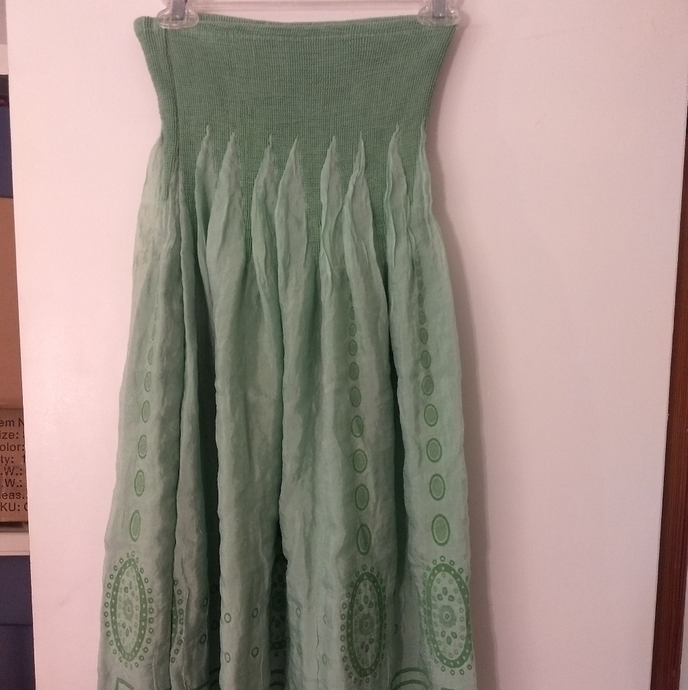 Lapis brand light green strapless dress